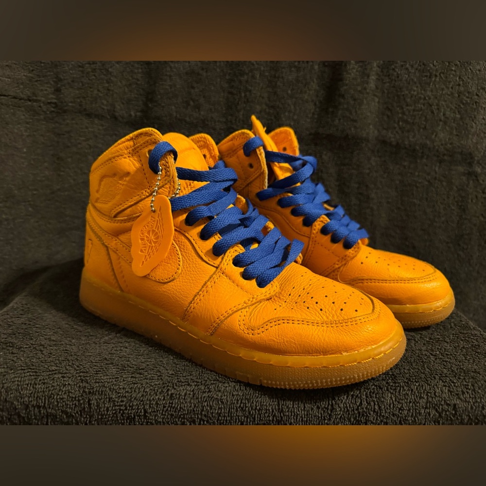 Size 4.5Y/6w - Air Jordan 1 Retro OG G8RD High Orange Peel